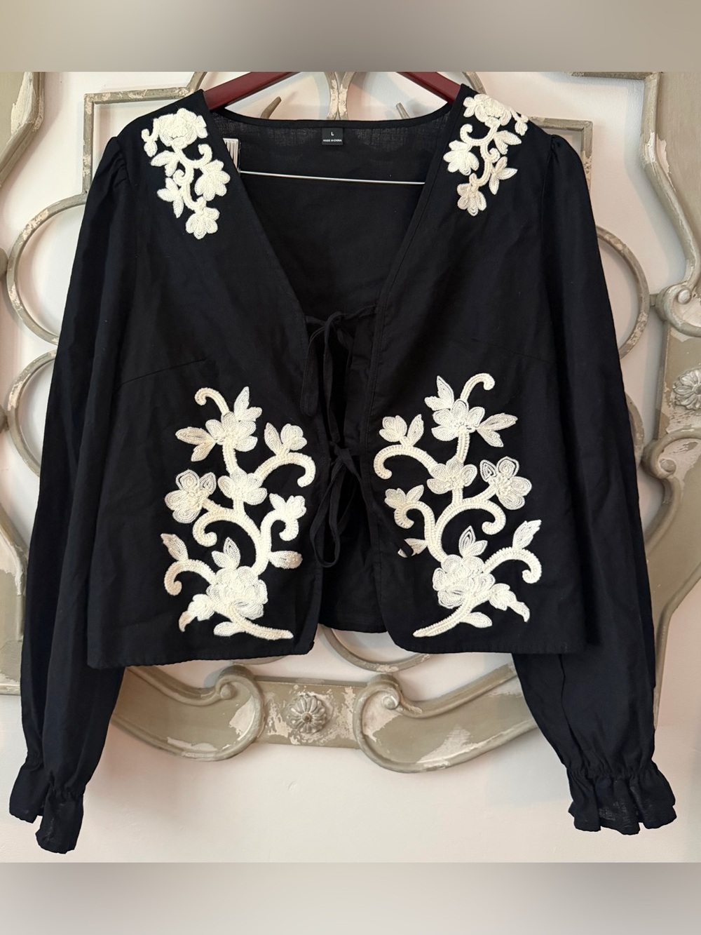 Black Embroidered Tie-Front Peasant Top Size Large - Picture 2 of 6